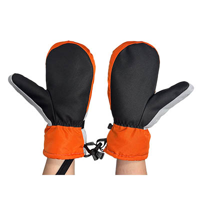 Ski Gloves With Wrist Leash